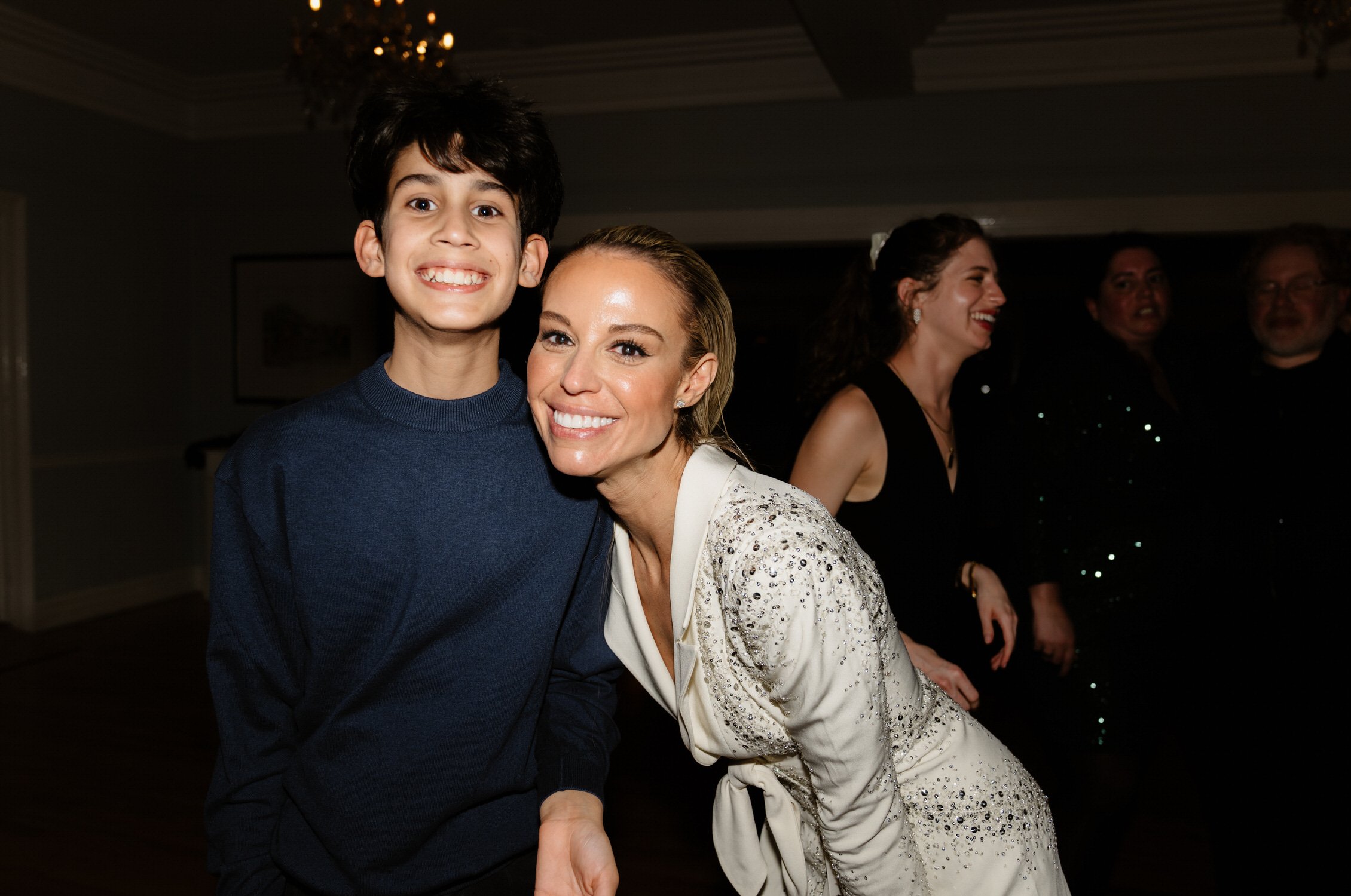 Sara&Alec_CliffsDunraven-09805.jpg