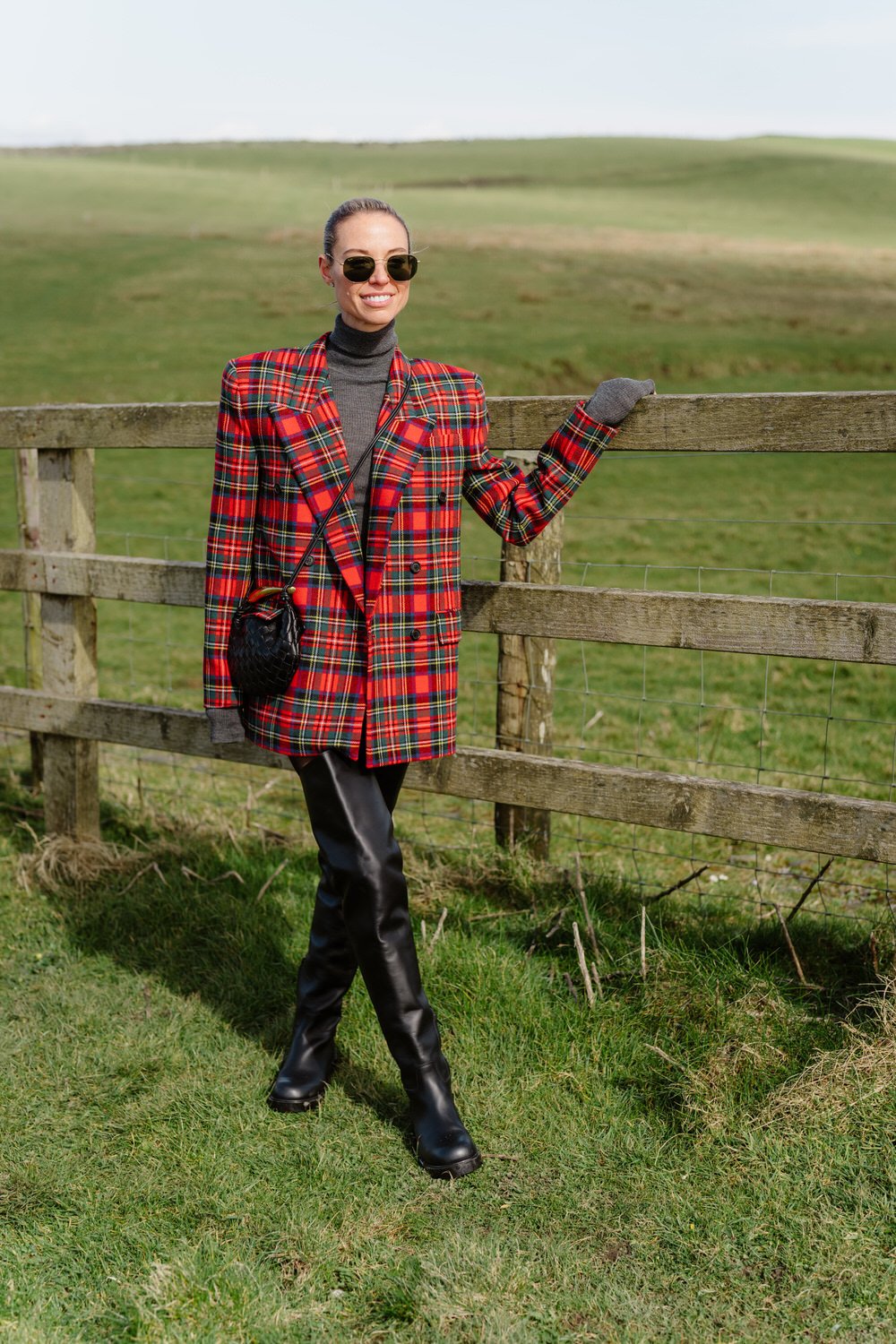 Bride wearing tartan at Cliffs of Moher
