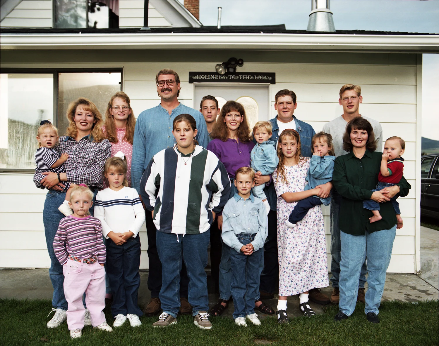   Polygamist Family - Bart Malstrom with his four wives and twelve children - Fairview, Utah  