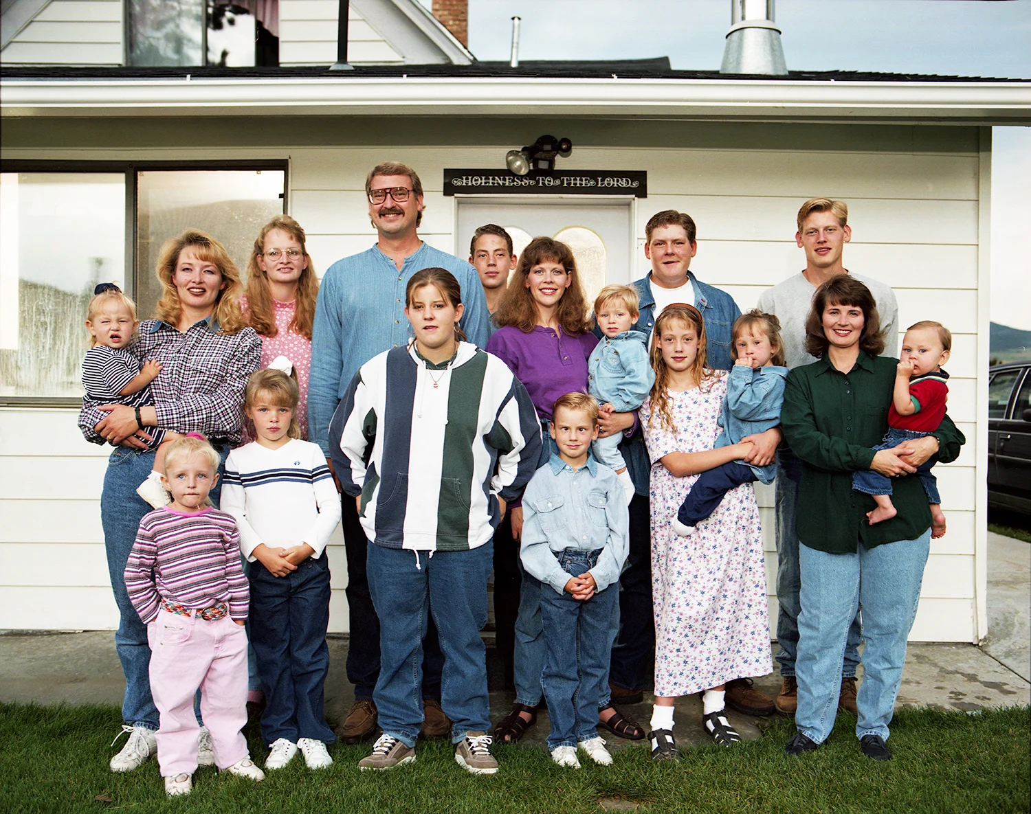 Bart Maelstrom - Polygamist Husband with his four wives and thirteen children - Fairview, UT