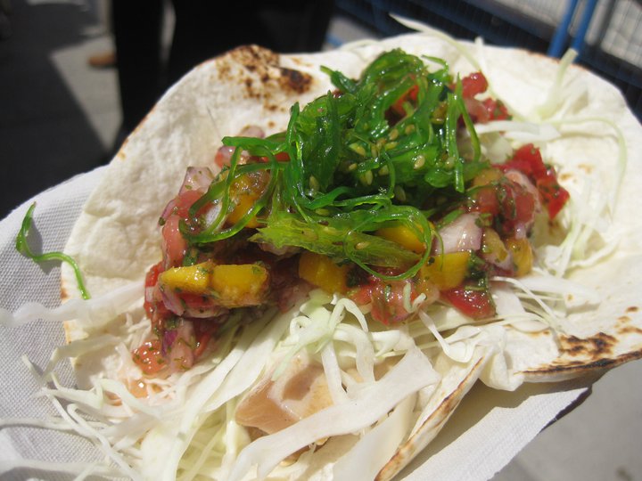 Tuna Tataki Taco