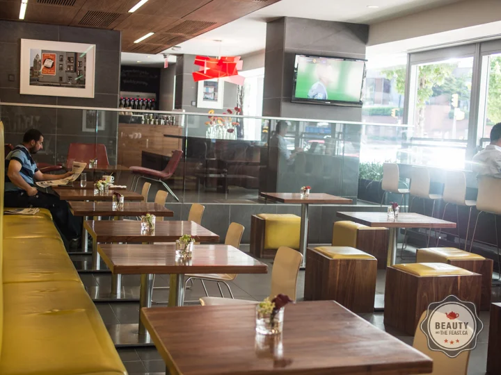 Giovane Cafe, Winebar and Market