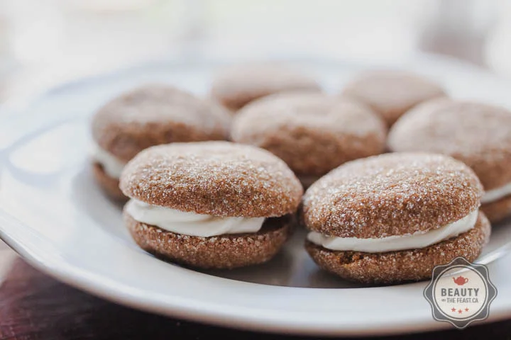 Gingerbread and Cream Cheese Whoopie Pies