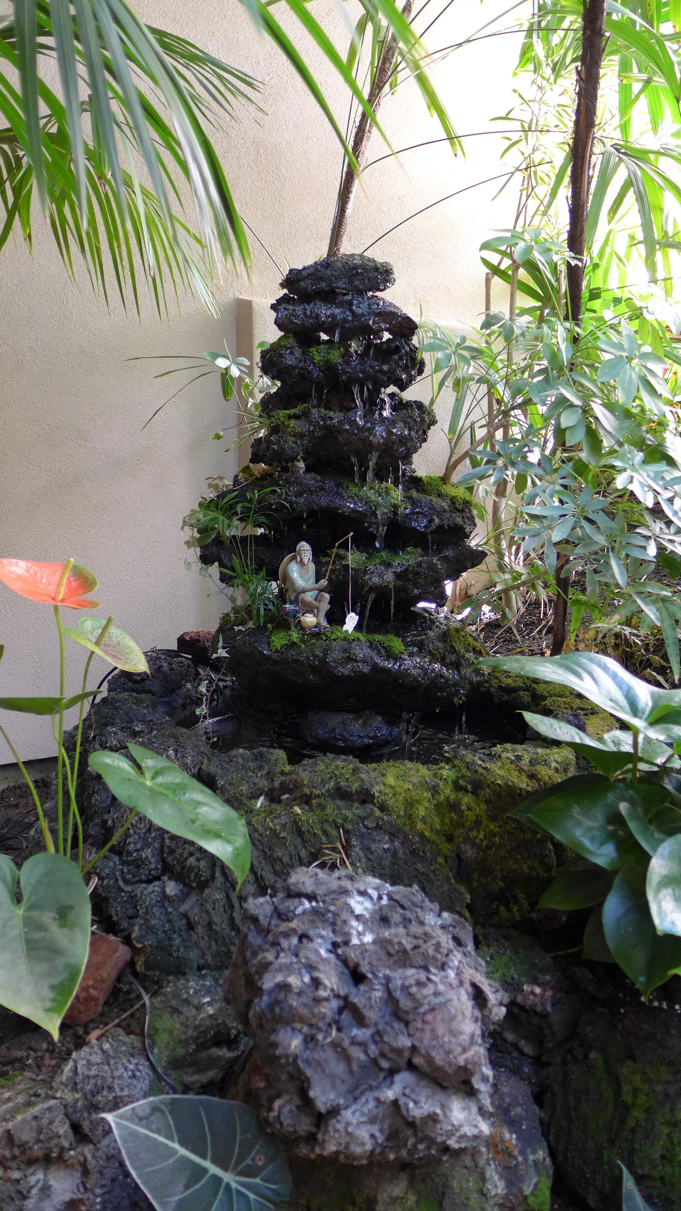 Large in-ground custom fountain at entrance to an exclusive Makena, Maui home.  Please contact us for pricing.