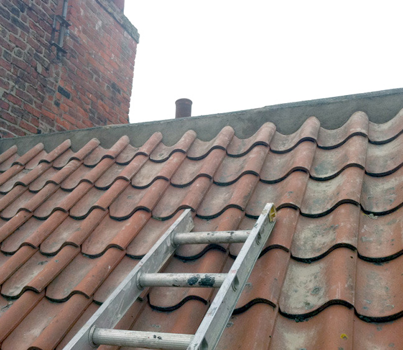 Ridge repairs by West Design and Build of Hedon, East Riding 14.jpg