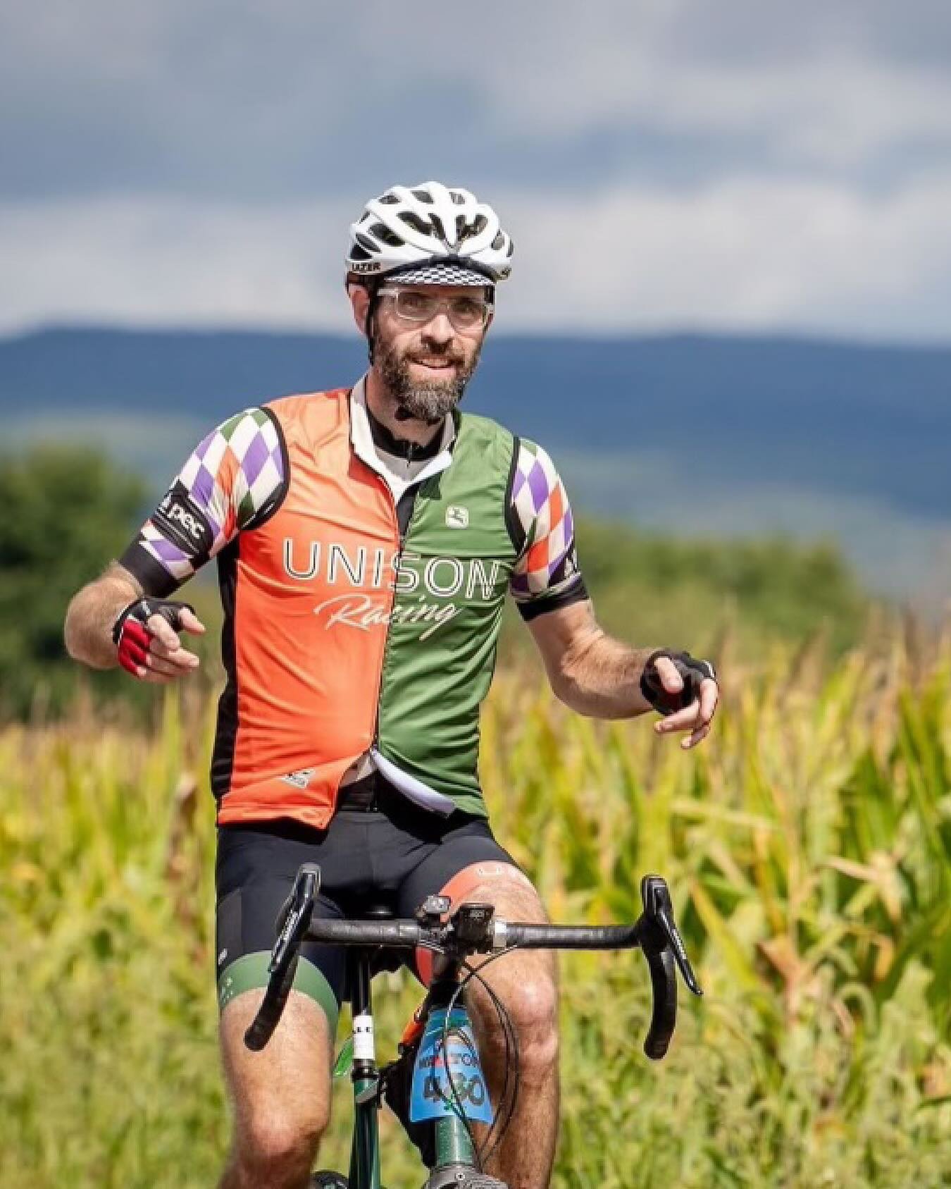 Spotted: @unison.racing in the wild 👀 
Specially, the big shredder @returnofthelivingted 

Super proud to sponsor and create the designs for this rag tag bunch of rippers. The most welcoming and radical of teams around ✌🏼 And still loving this year