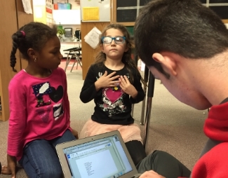 Primary Unit representatives share their ideas with a Student Council officer.