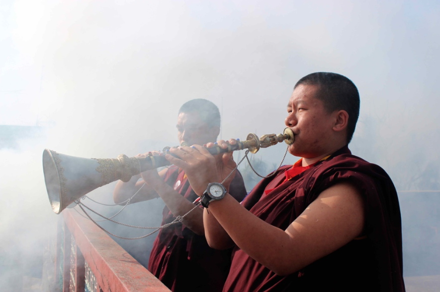 Morning puja, Matepani Gumba