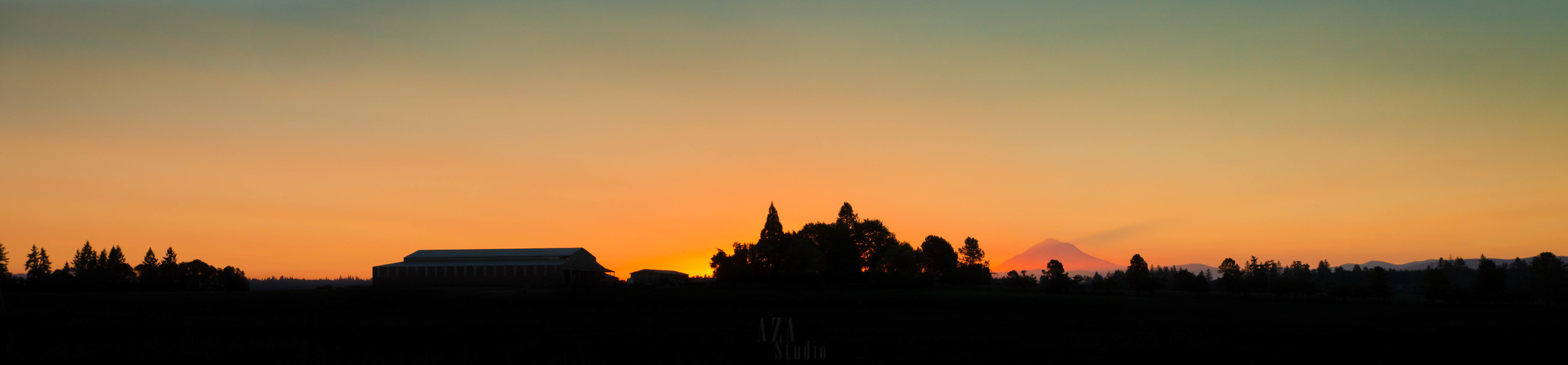 Silhouette photos are some of my Favorite out there. 