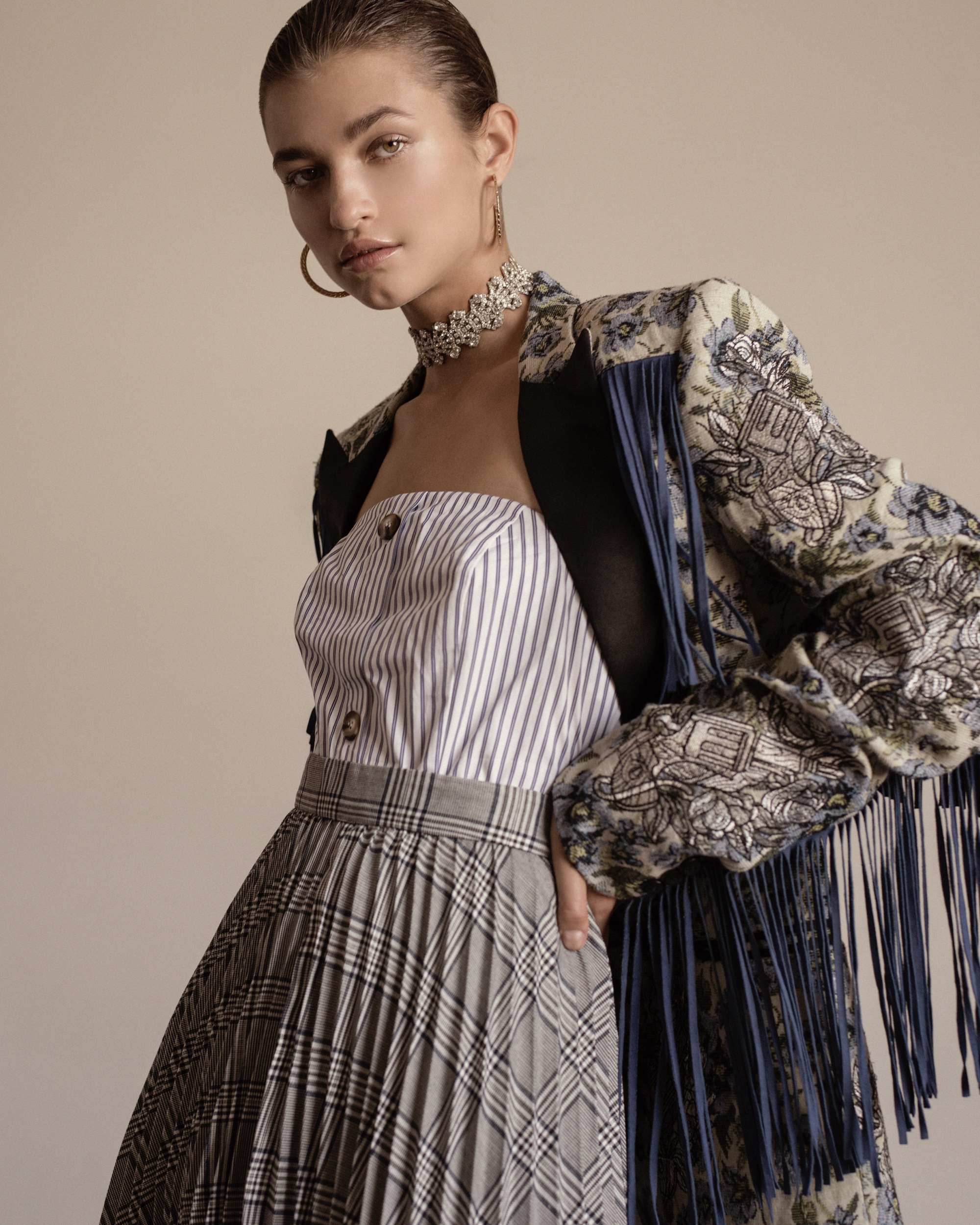 Hair and makeup -L‘Official Magazine