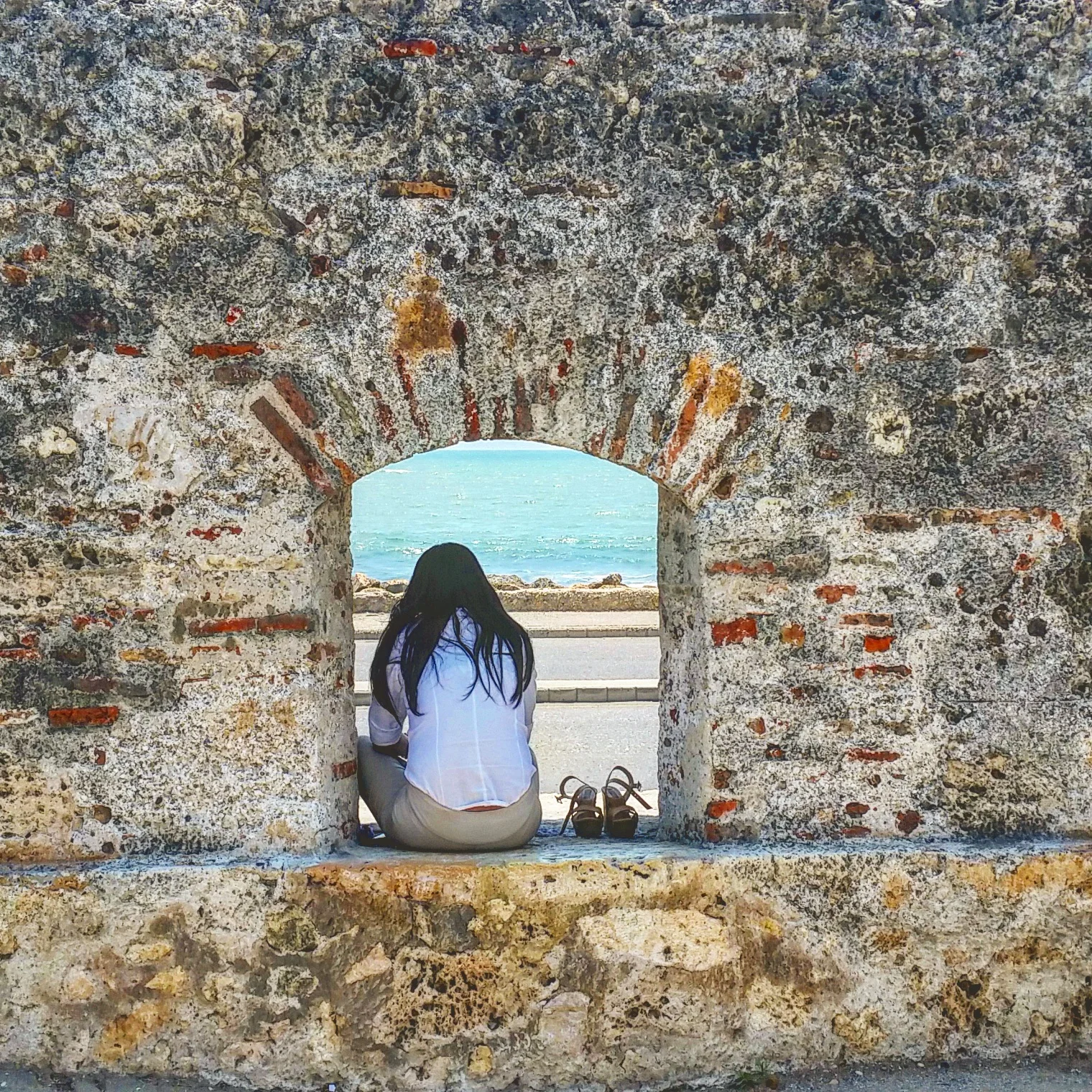 Along the famed wall of the historic area are these canon windows. Used to house large cannons during wartime. Now they act as small, seated windows where you often see young lovers at dusk canoodling with each other or, solo wanderers eating their lunch. 