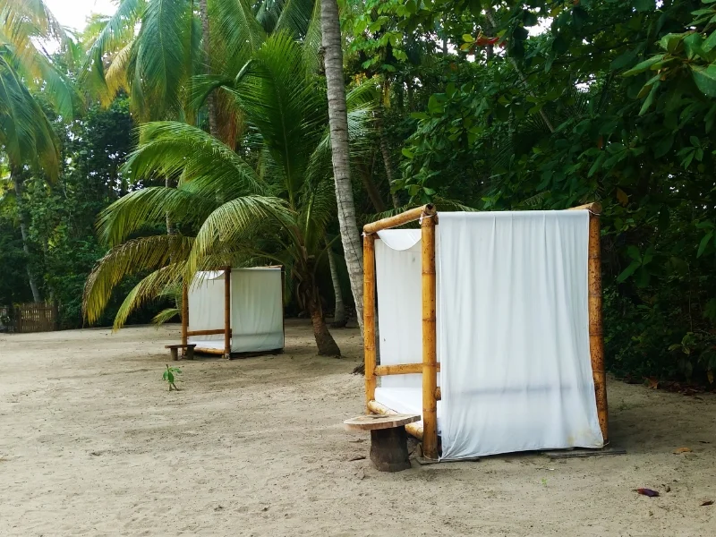 Beds scattered around Gitana Del Mar