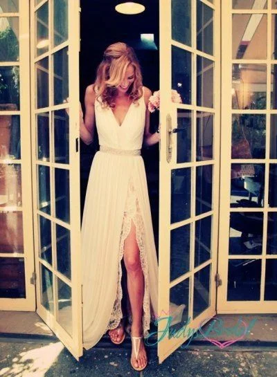 dresscomeone.storenvy.com