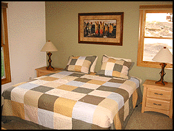 master_bed.gif