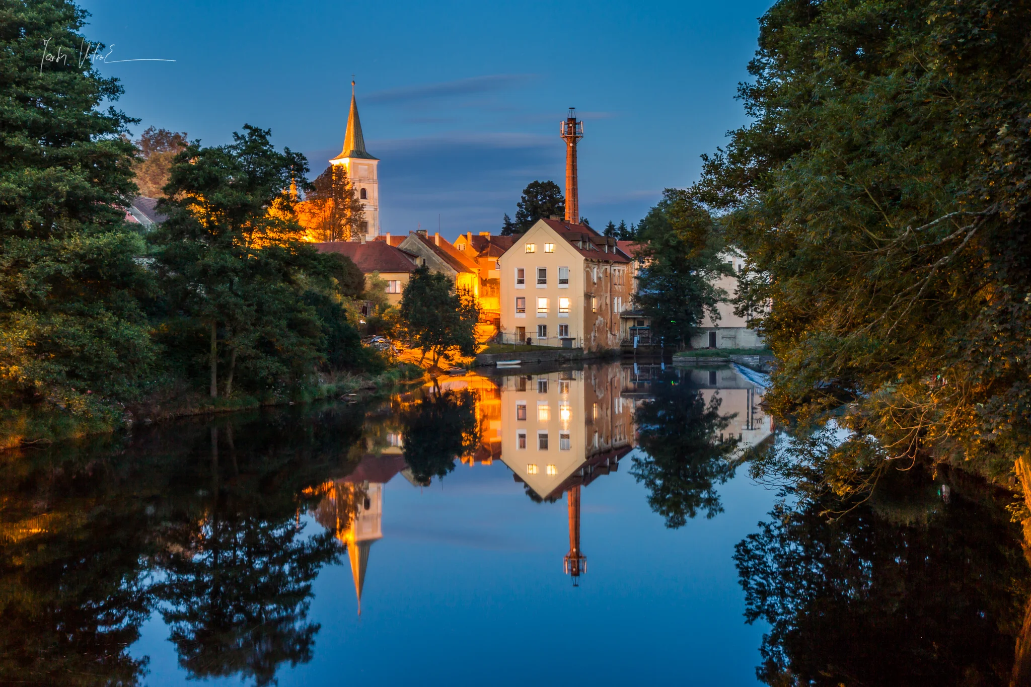 Quiet evening on Otava river