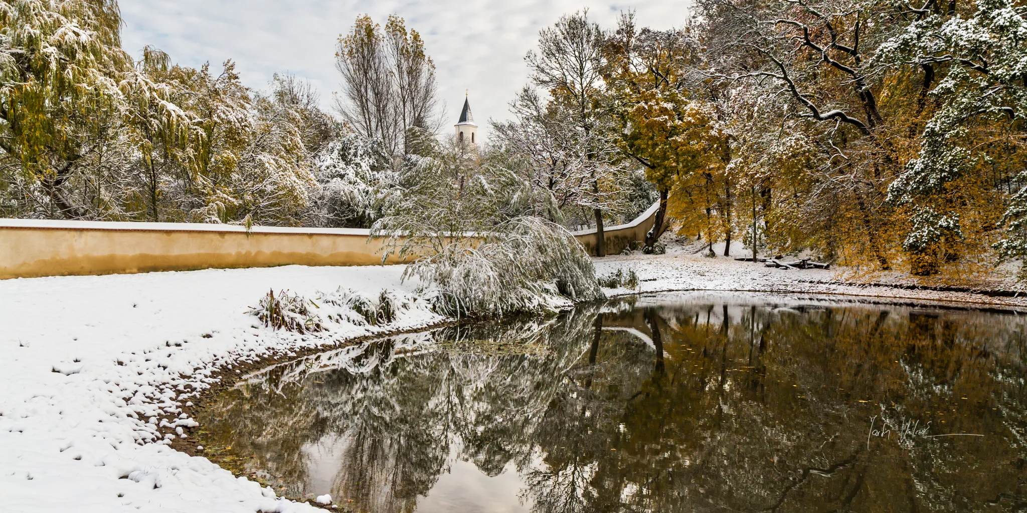 Mirror of the winter