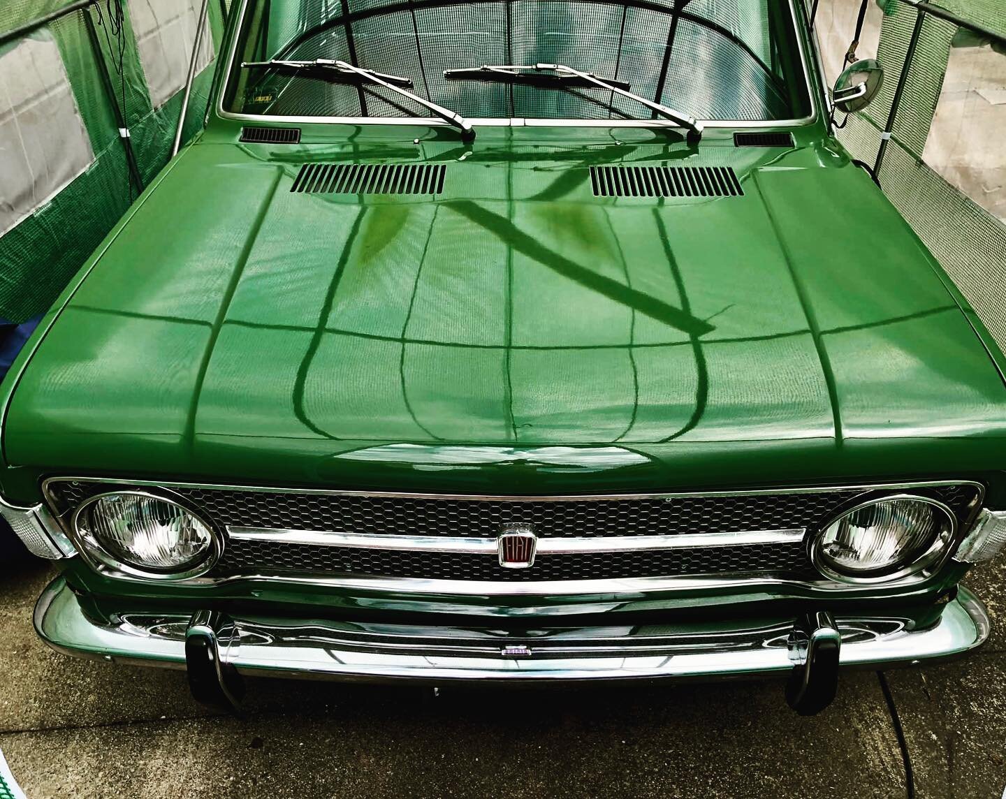 Fiat 128 berlina 1971 4porte
RestMod now
Lavoro in corso 

#fiatlovers  #italiancarsarebetter🇮🇹 #fiat128 #箱車 #レストア #旧車 #カーデザイン #cardesign #carlifestyle #イタリア車