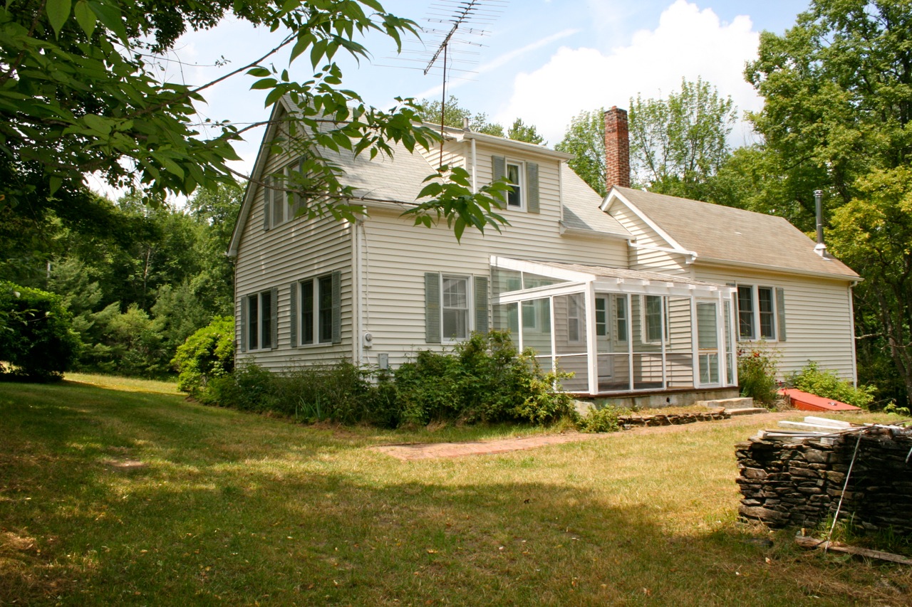 The Homestead Sold 1930s Home W Cottage On 100 Acres