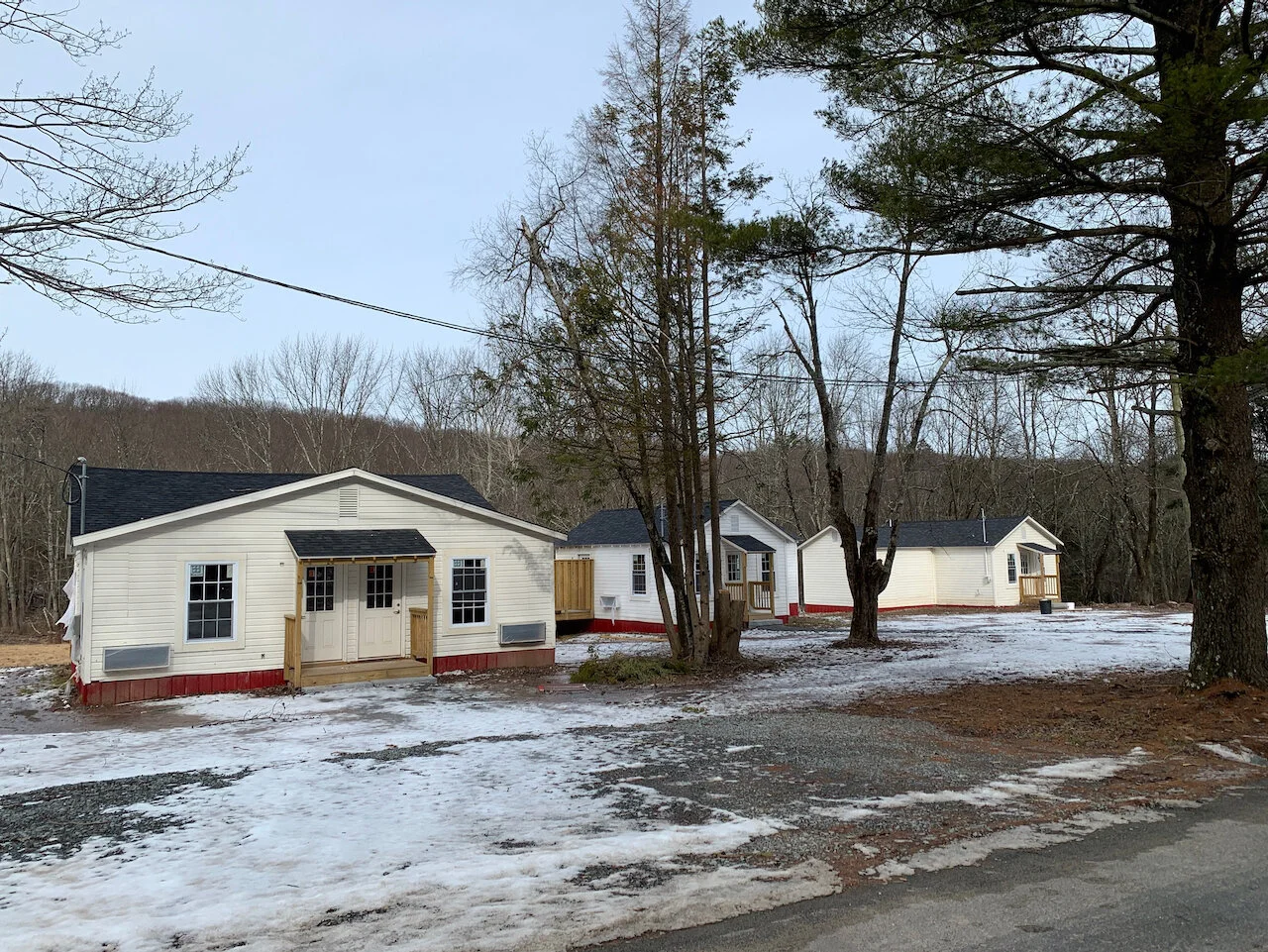 Catskills multiunit cottages colony for sale, Mountain Dale, NY