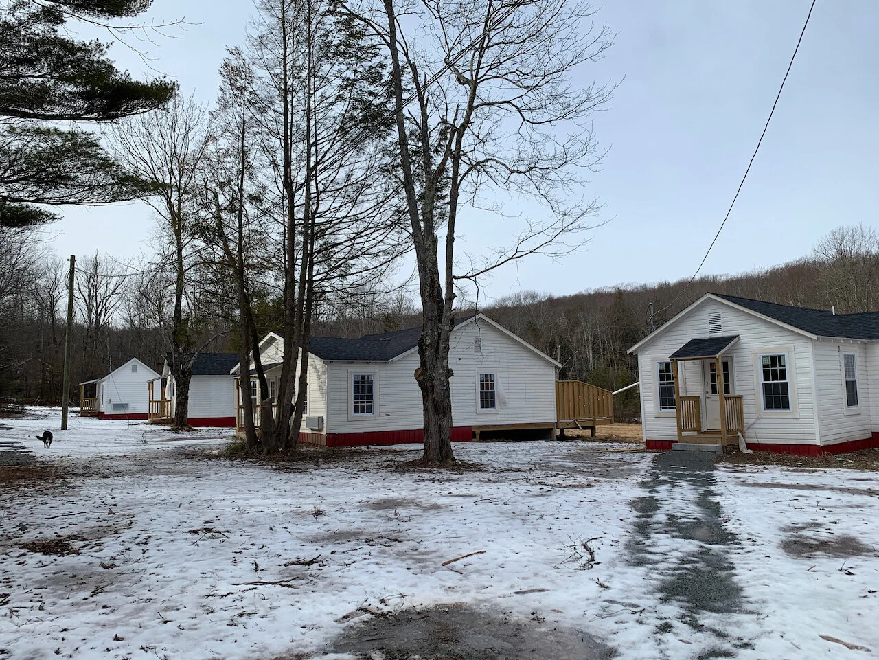 Catskills multiunit cottages colony for sale, Mountain Dale, NY