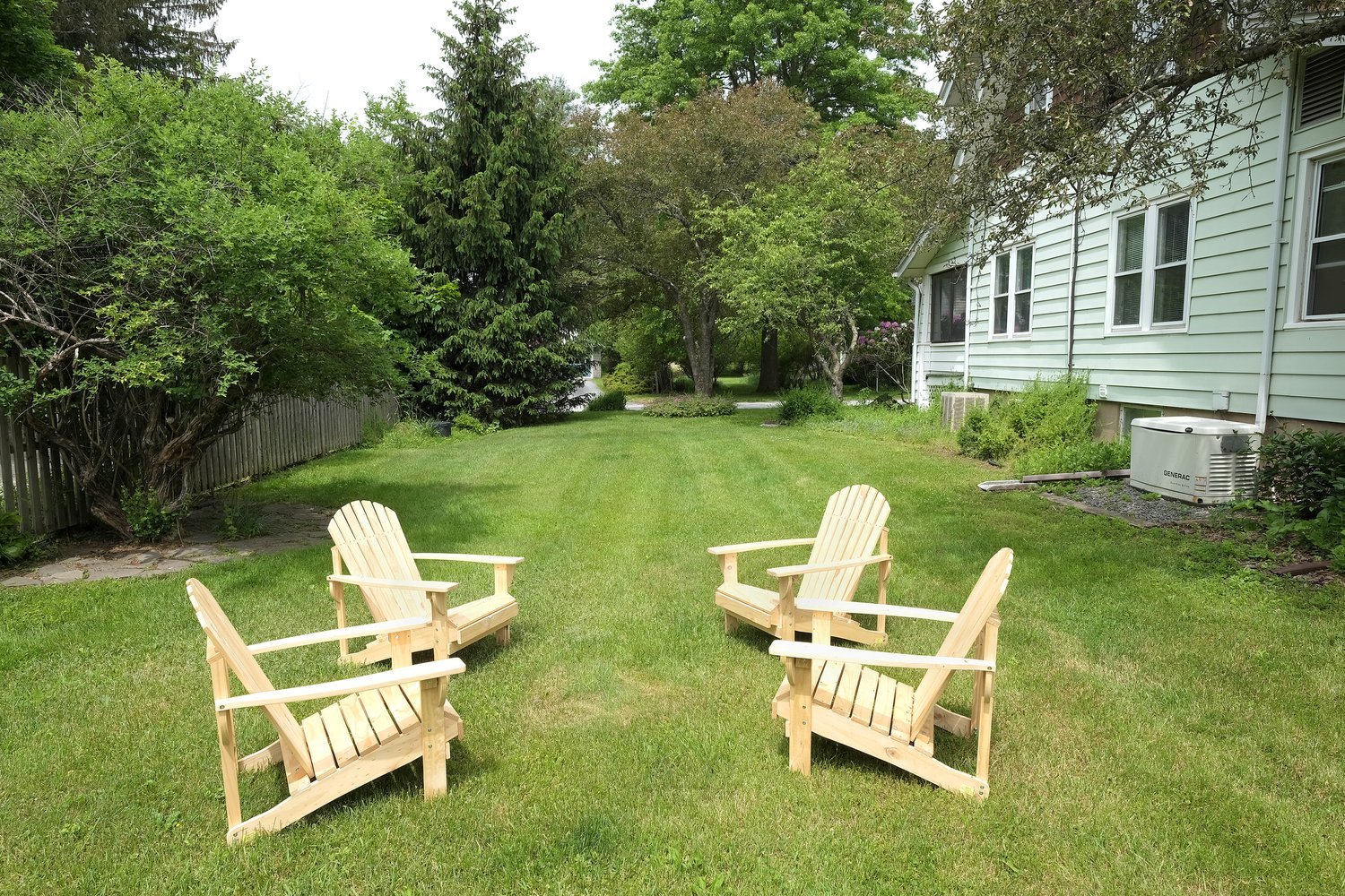 31.+Backyard_Chairs.jpeg