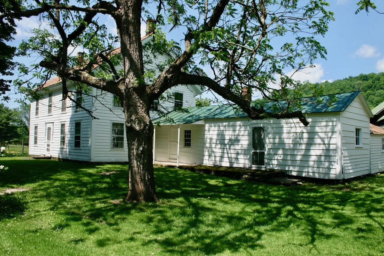 White House: Claryville, NY