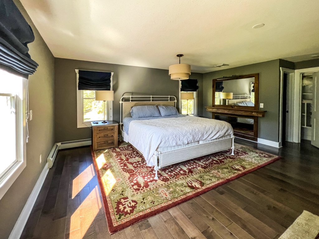 Monticello bedroom