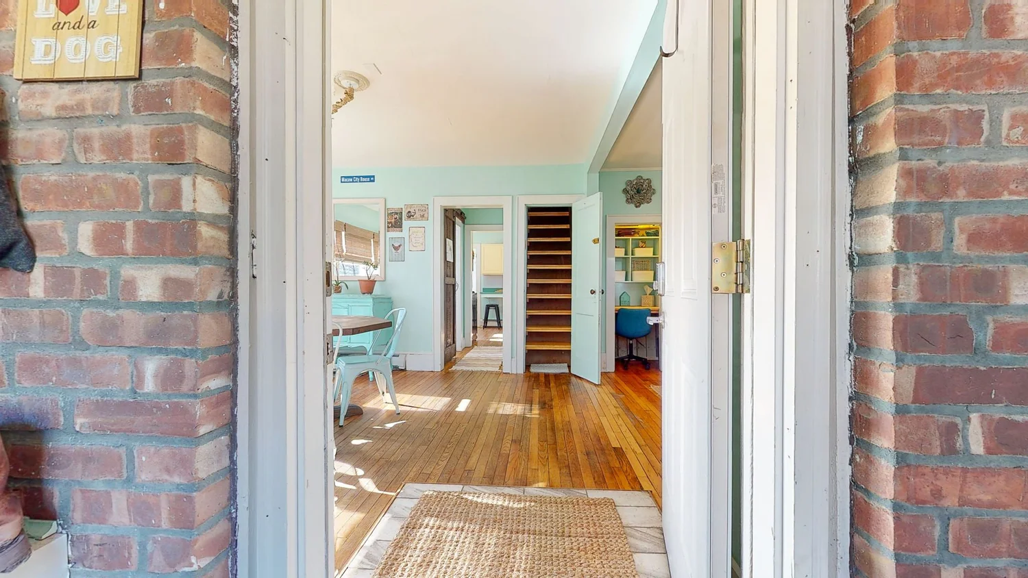 Boho Bungalow 2BR, 1BA in Kingston, NY for sale — Country House Realty