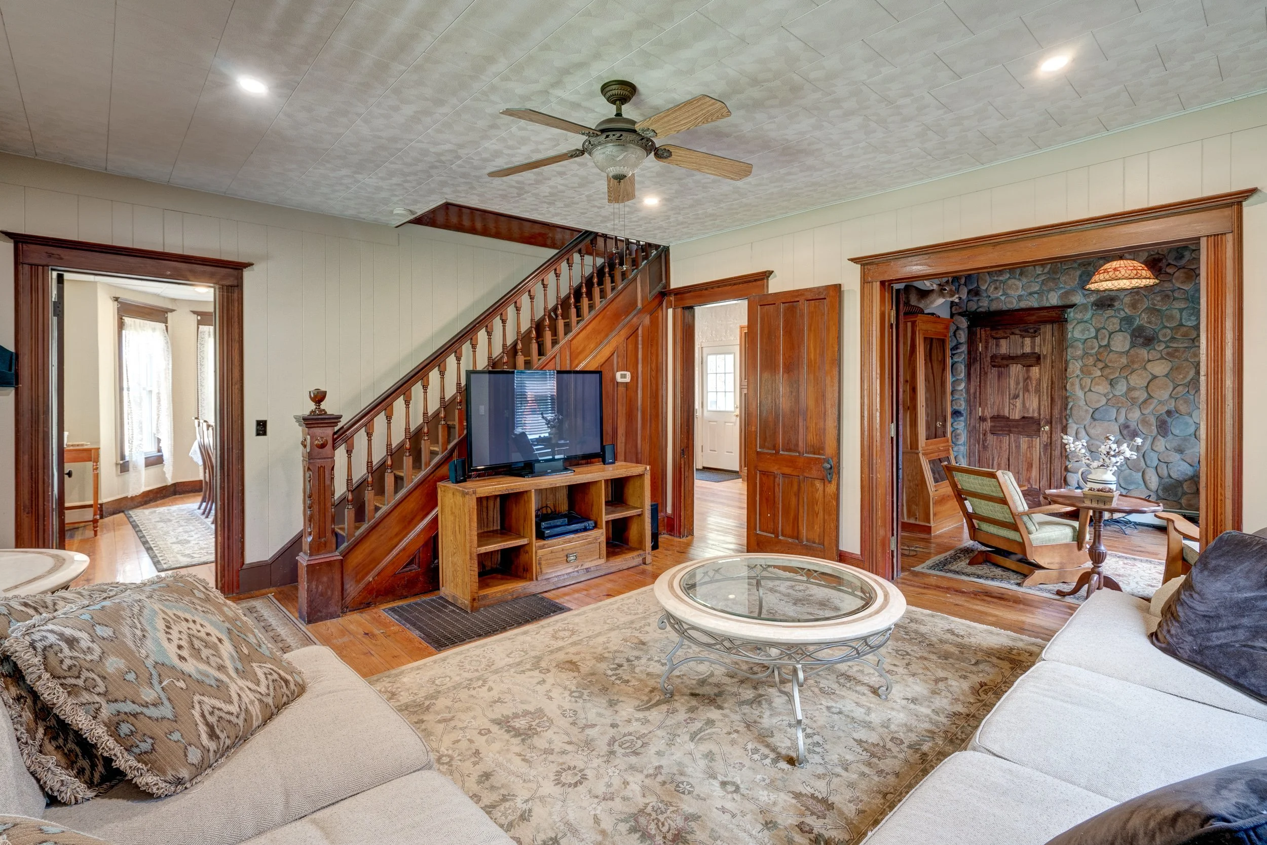 Beaverkill River House Roscoe, NY — Country House Realty