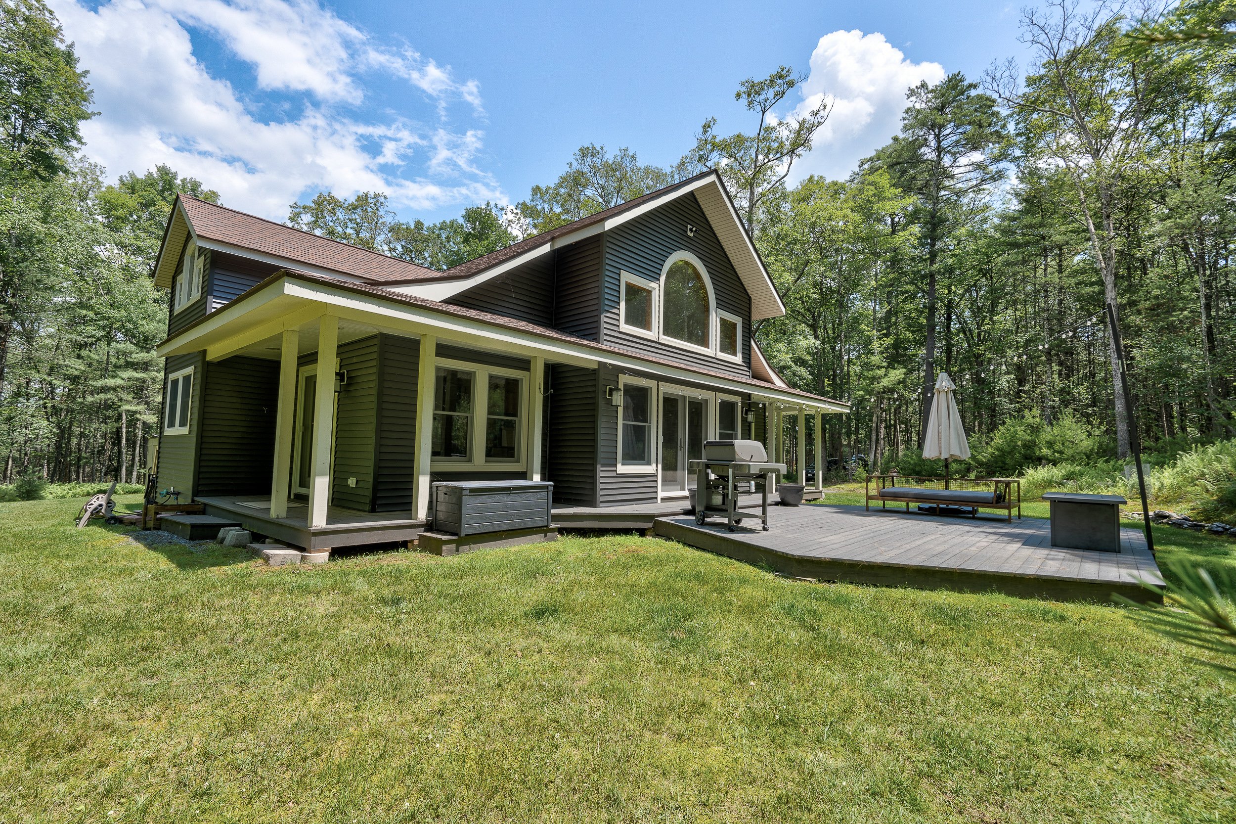 Timber Lake Contemporary Yulan, NY — Country House Realty