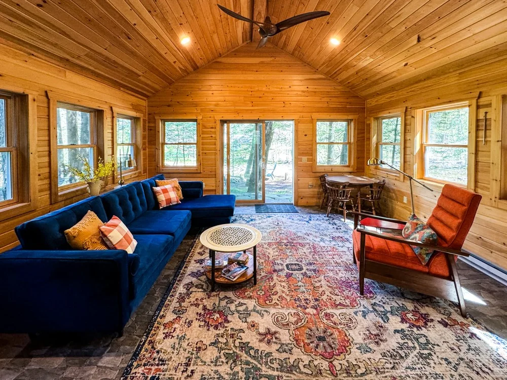 Claryville cabin in the woods, on Neversink River for sale — Country