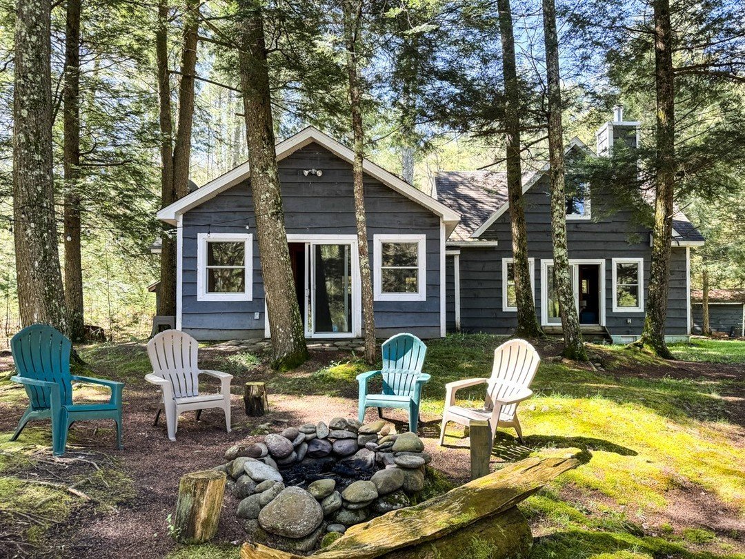 So many buyers are on a quest for a &quot;Cabin in the woods&quot;. Throw in riverfront, visible and audible from the house and you're onto such a winner. River Lodge has evolved since the current owners purchased it twelve years ago, from a small se