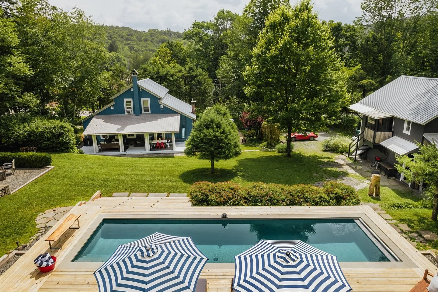 💫 If you haven&rsquo;t visited Country House Realty&rsquo;s website recently, this is a taste of what you&rsquo;re missing!⁠
⁠
countryhouserealty.com⁠
⁠
Link to our website in our bio. ⁠
⁠
⁠
#catskills #hudsonvalley #catskillsrealestate #countryhous