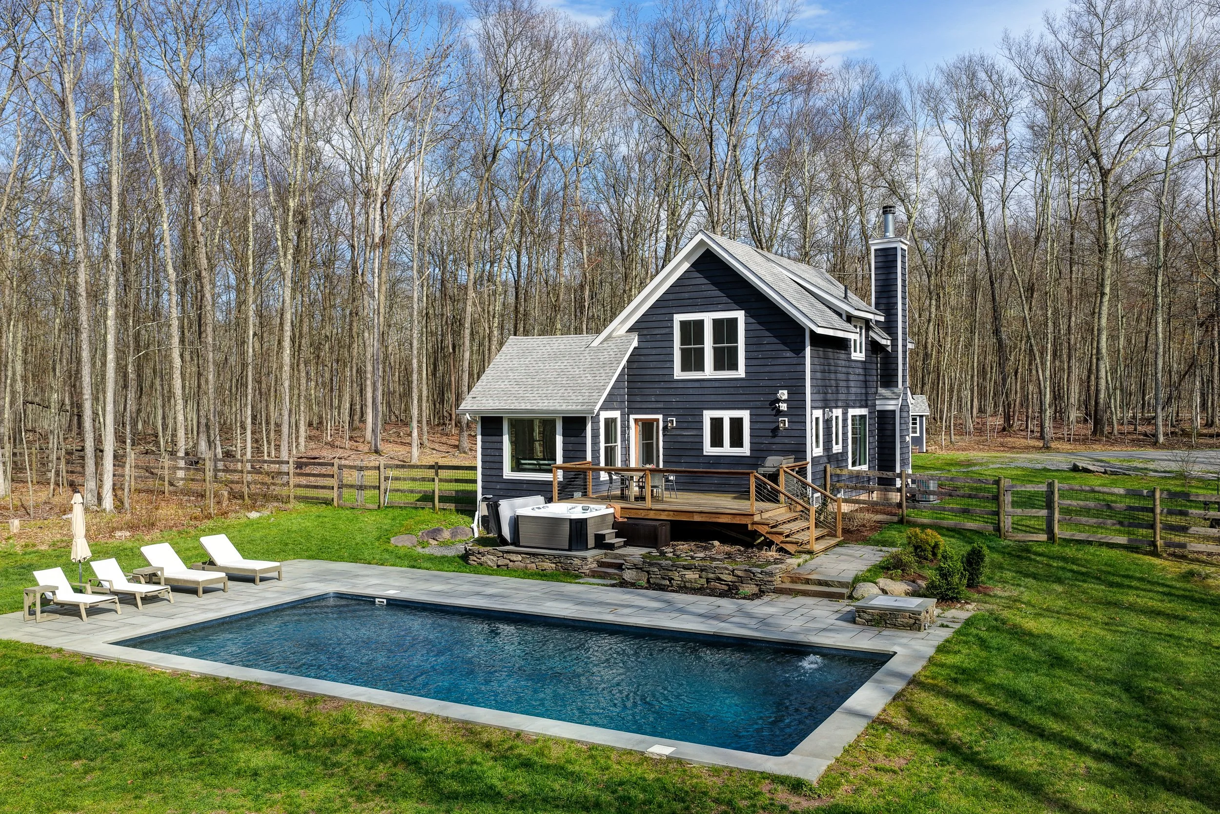 Maple Lane: Narrowsburg, NY