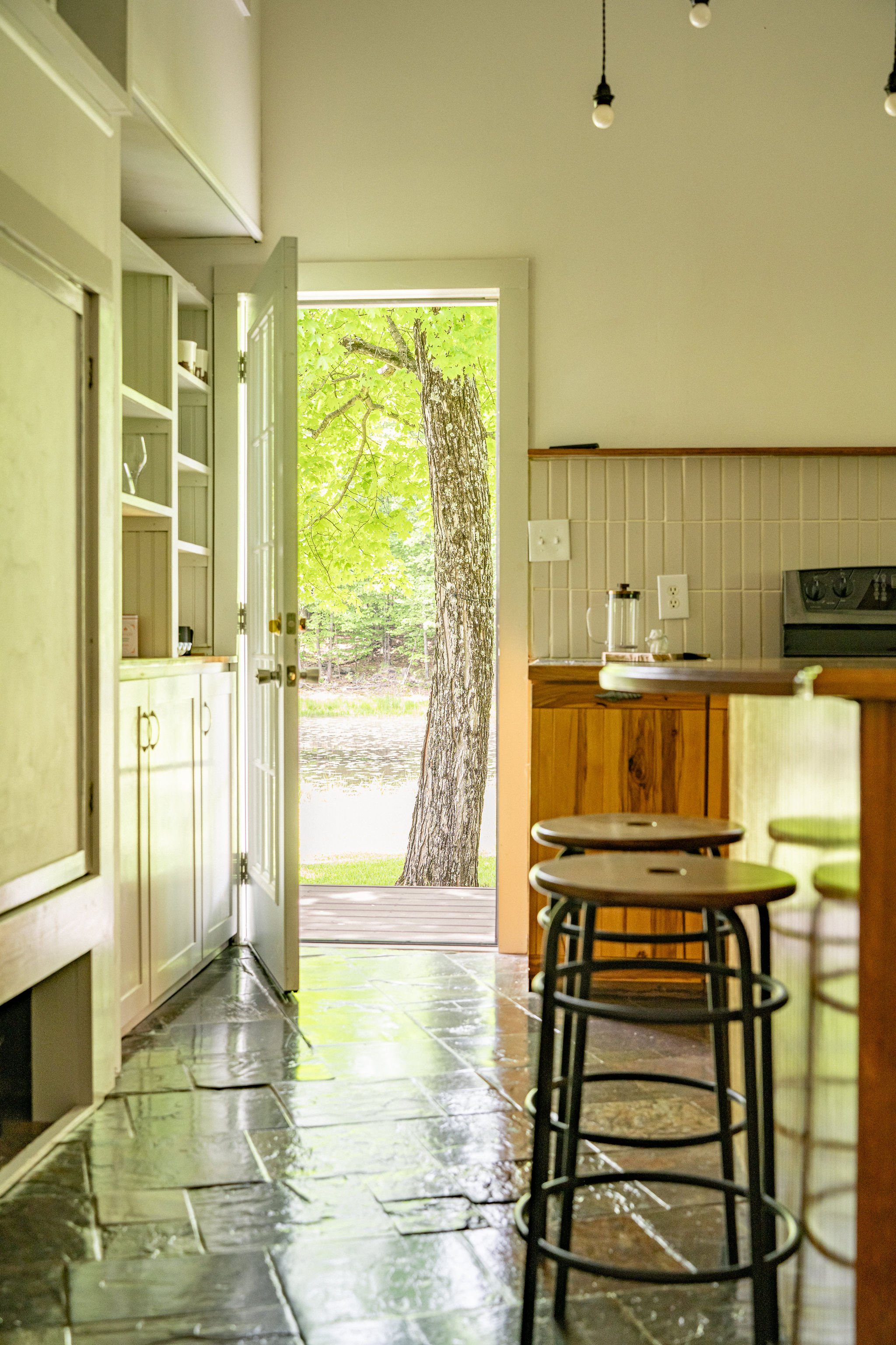 2026-05-CountryHouse-LeedsCabin-JdGluckstern-LawrenceBraun-LB4_5538-5538-037.jpg