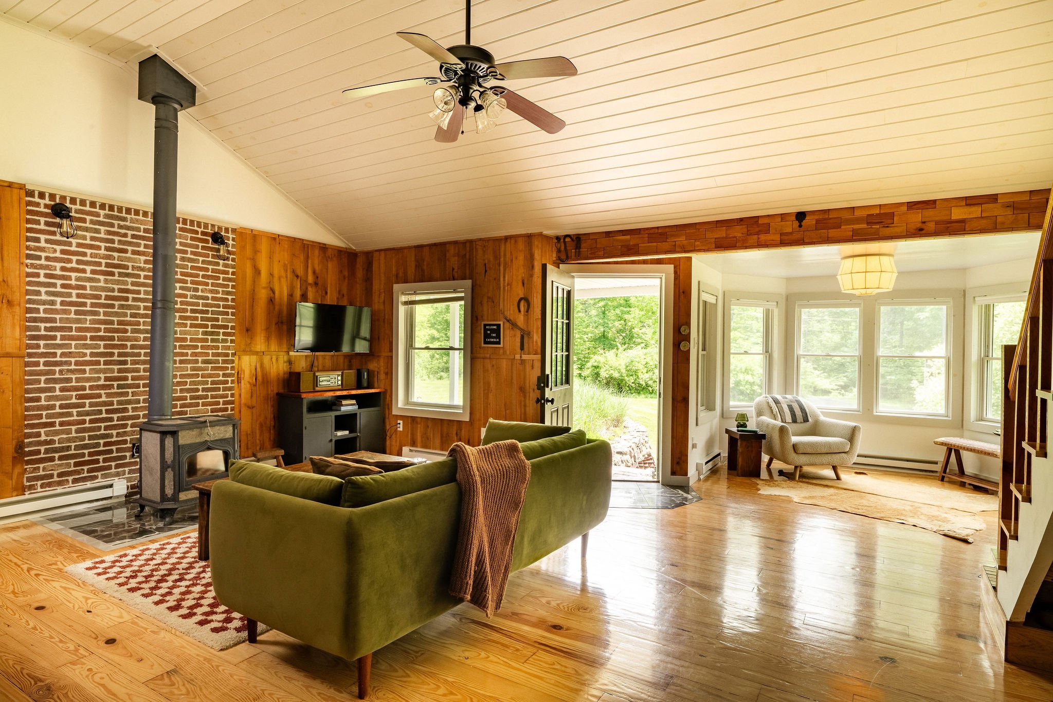 2026-05-CountryHouse-LeedsCabin-JdGluckstern-LawrenceBraun-LB4_5584-HDR--048.jpg