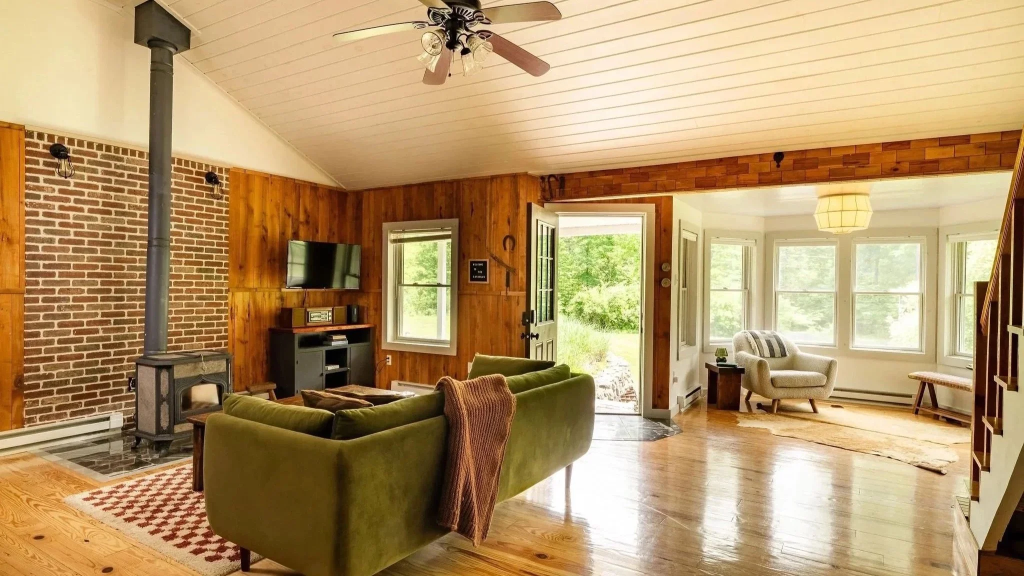 2026-05-CountryHouse-LeedsCabin-JdGluckstern-LawrenceBraun-LB4_5584-HDR--048.jpg