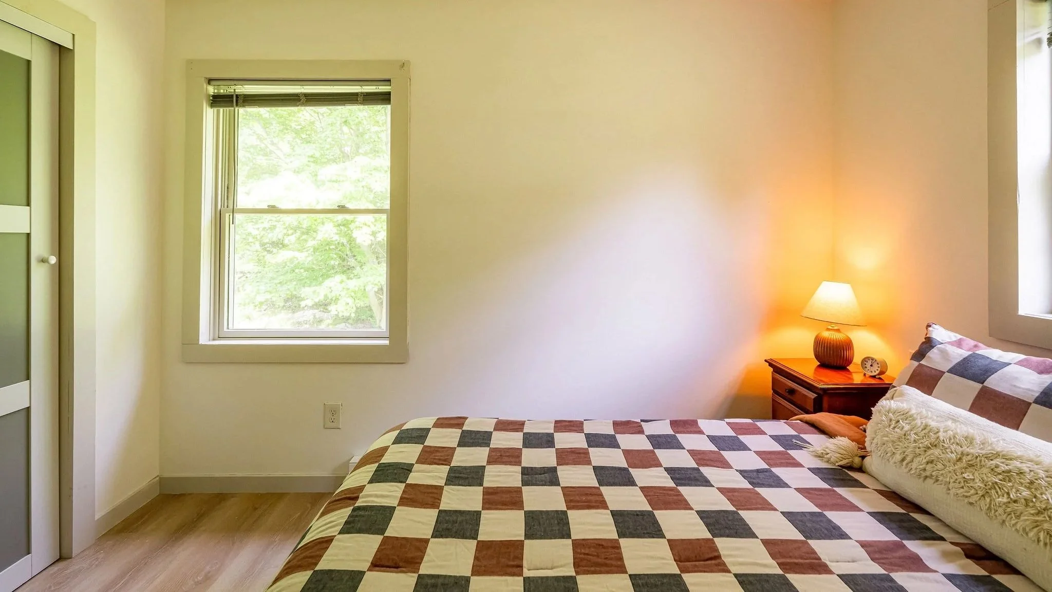 2026-05-CountryHouse-LeedsCabin-JdGluckstern-LawrenceBraun-LB4_5550-5550-042.jpg