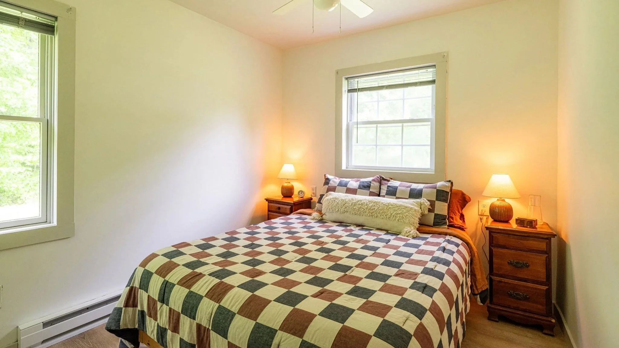 2026-05-CountryHouse-LeedsCabin-JdGluckstern-LawrenceBraun-LB4_5549-5549-041.jpg
