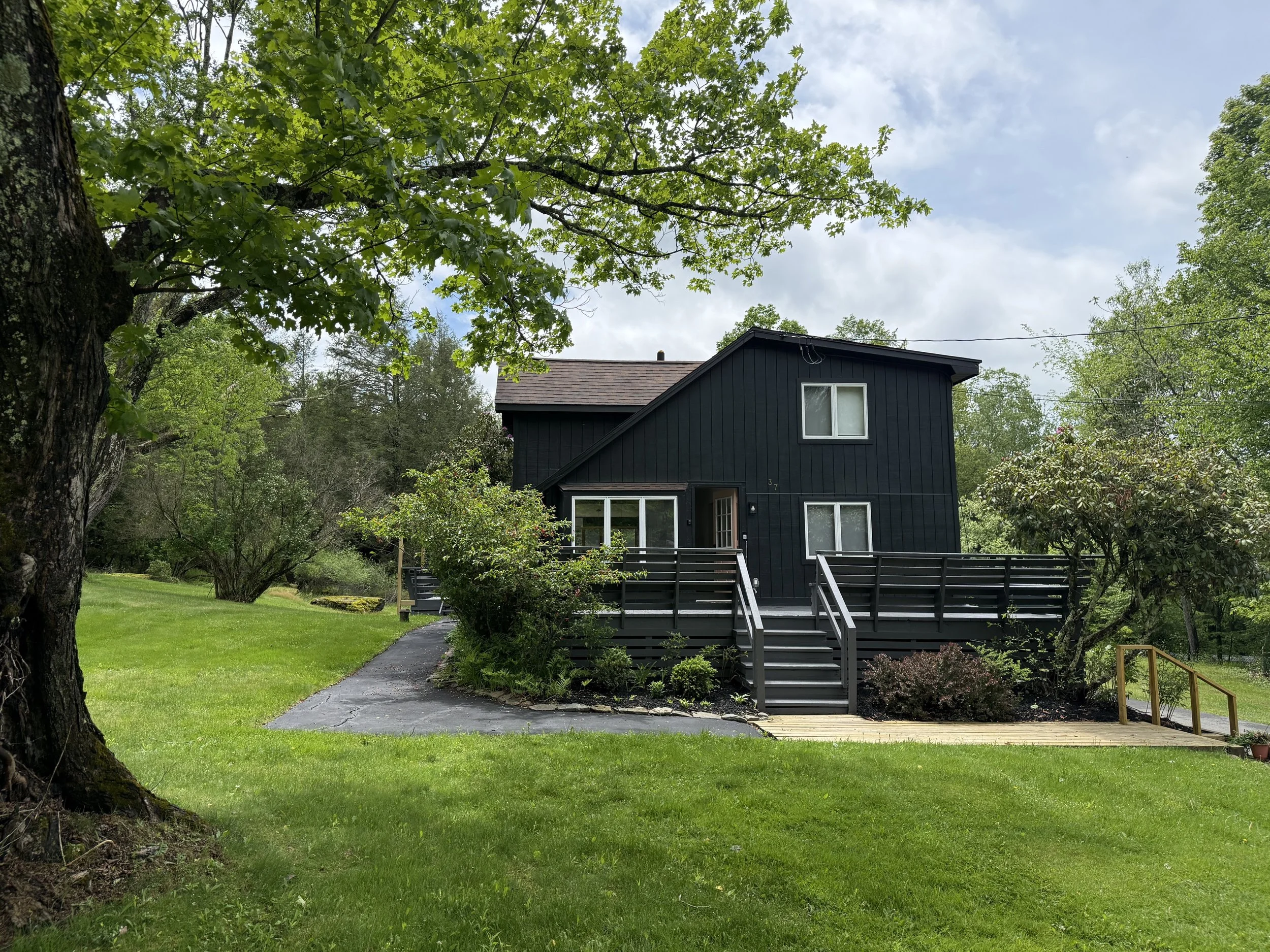 Flats Modern: Jeffersonville, NY