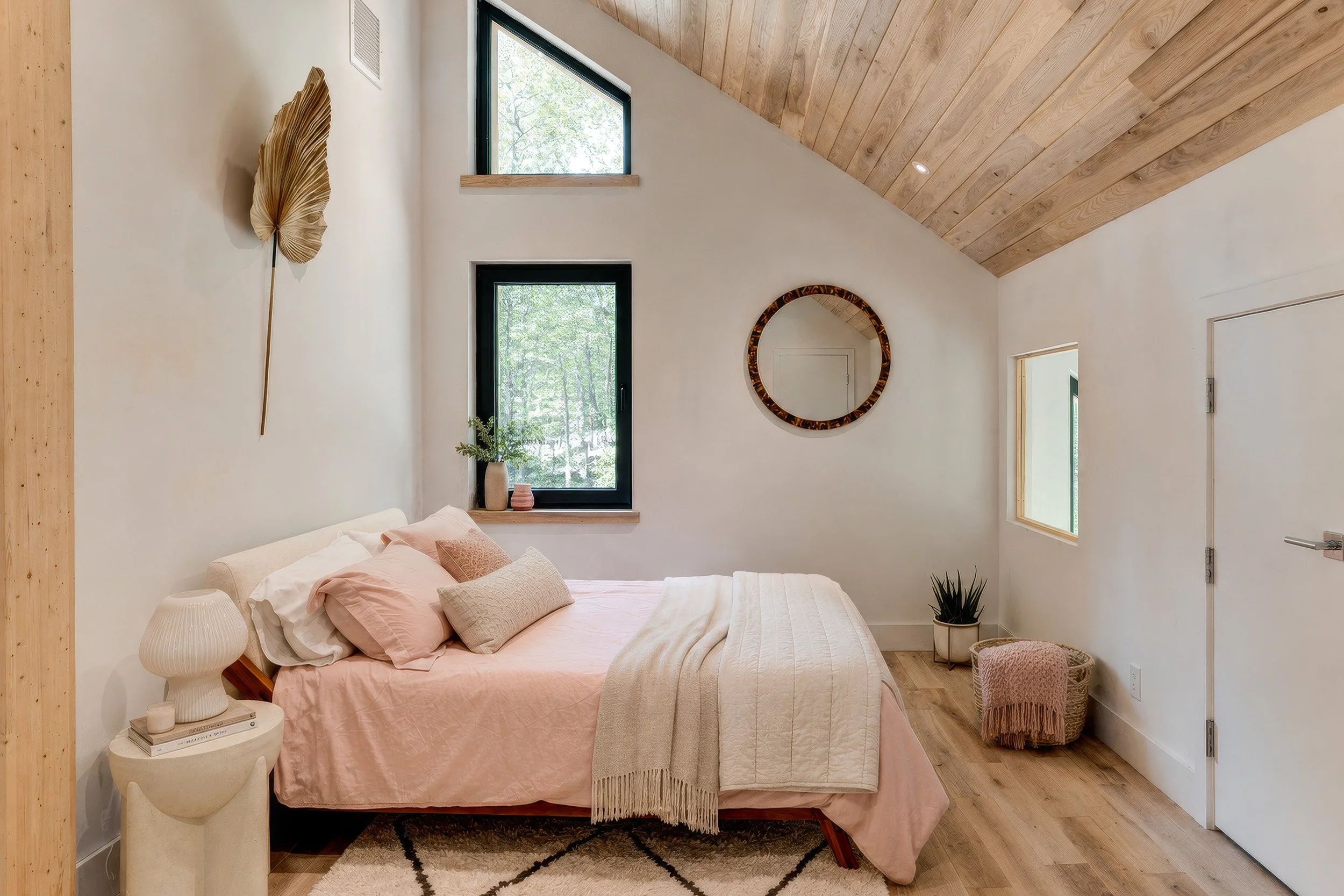 ChatGPT_pink bedroom 2 Topaz Gigapixel 2x scale.jpg