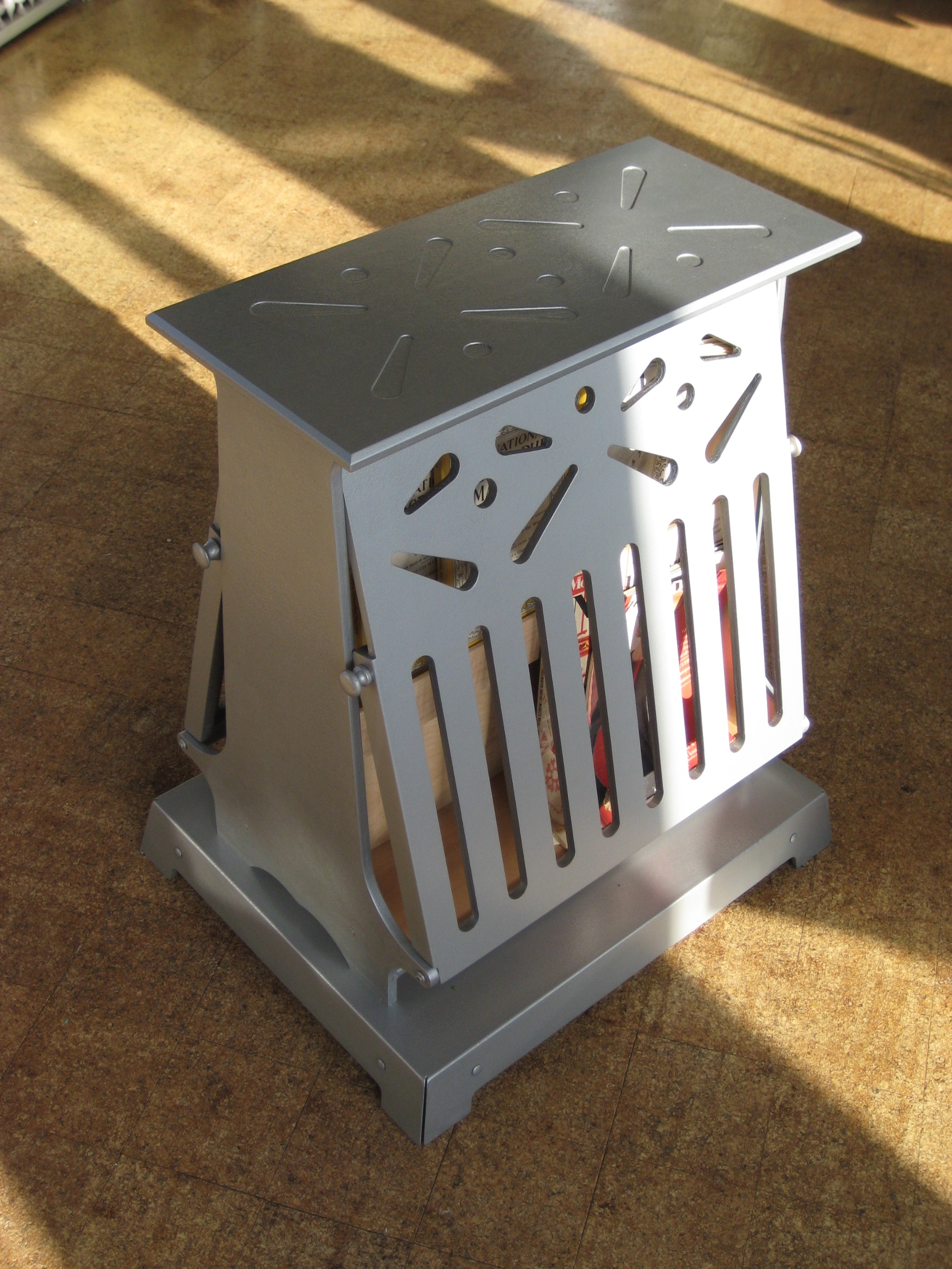 Toaster Magazine Rack