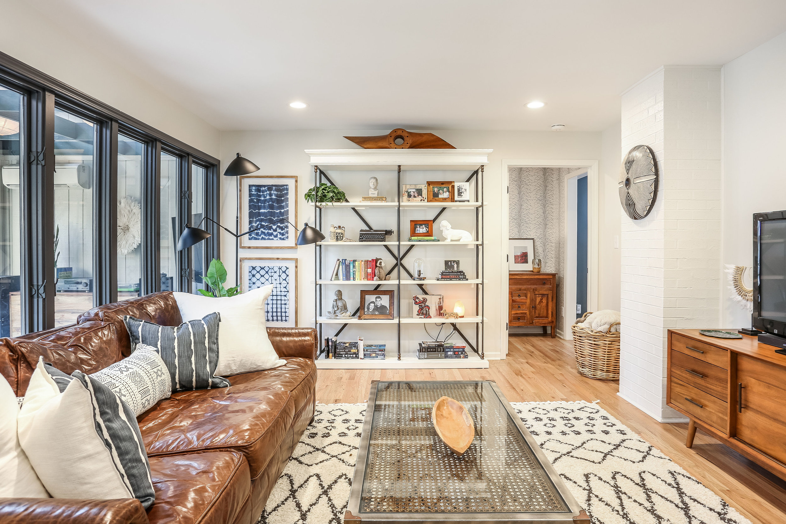 Livingroom.jpg