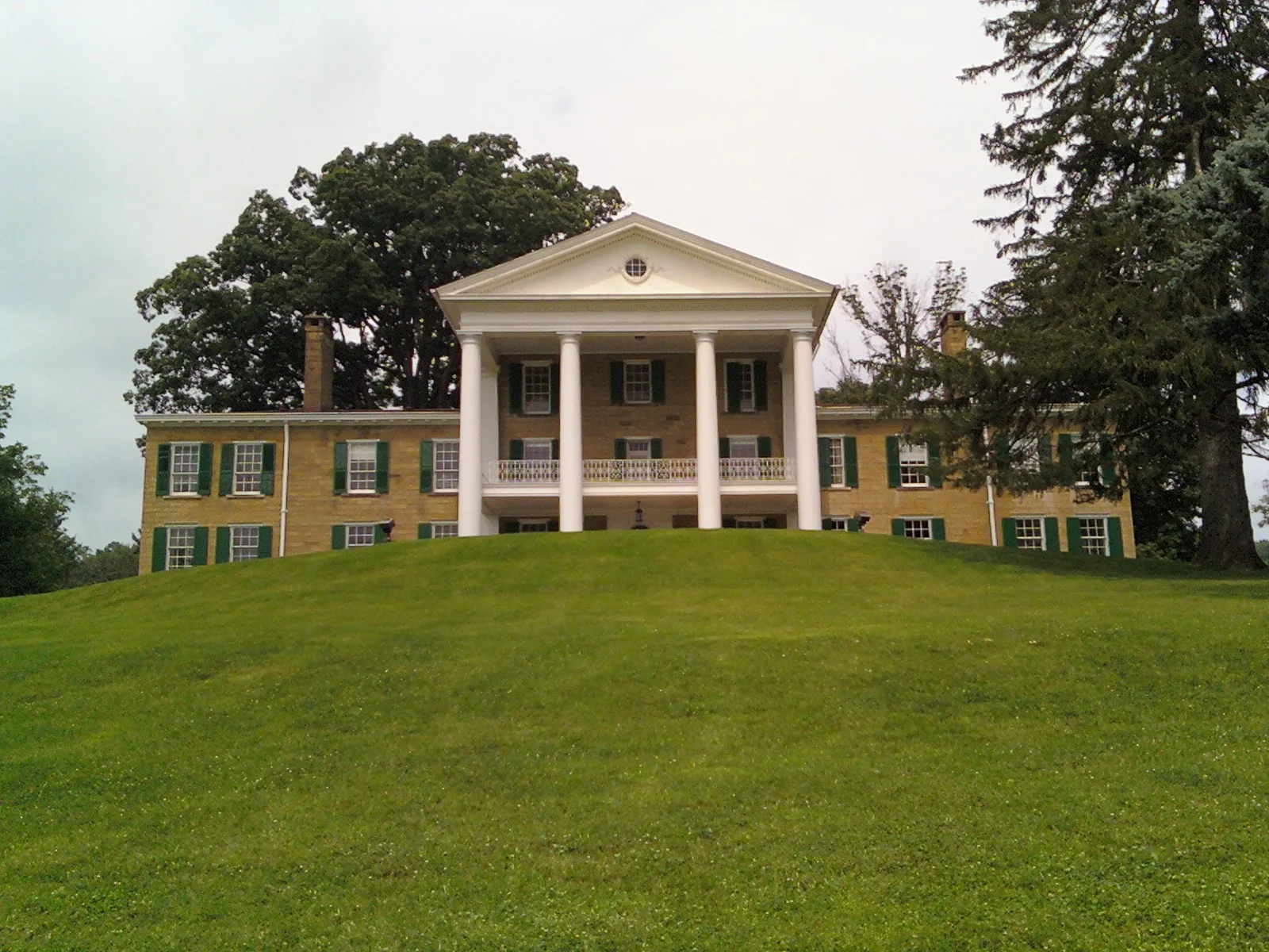Bryn_Du_Mansion.jpg