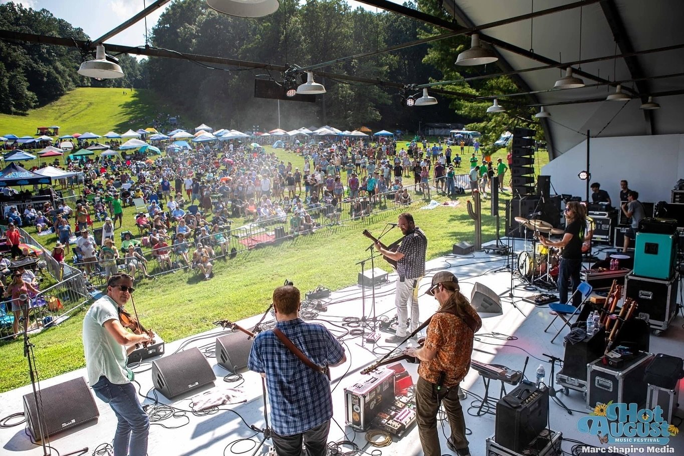 Whew! What a blissful @hotaugustmusicfestival whirlwind weekend. Huge thanks to @cris_jacobs for inviting me and bringing together so many old friends&hellip;stellar music with the best folks. So grateful be a part of it ❤️ 🤘🎻