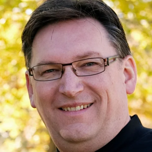 Larry Svenson SMALL.jpg