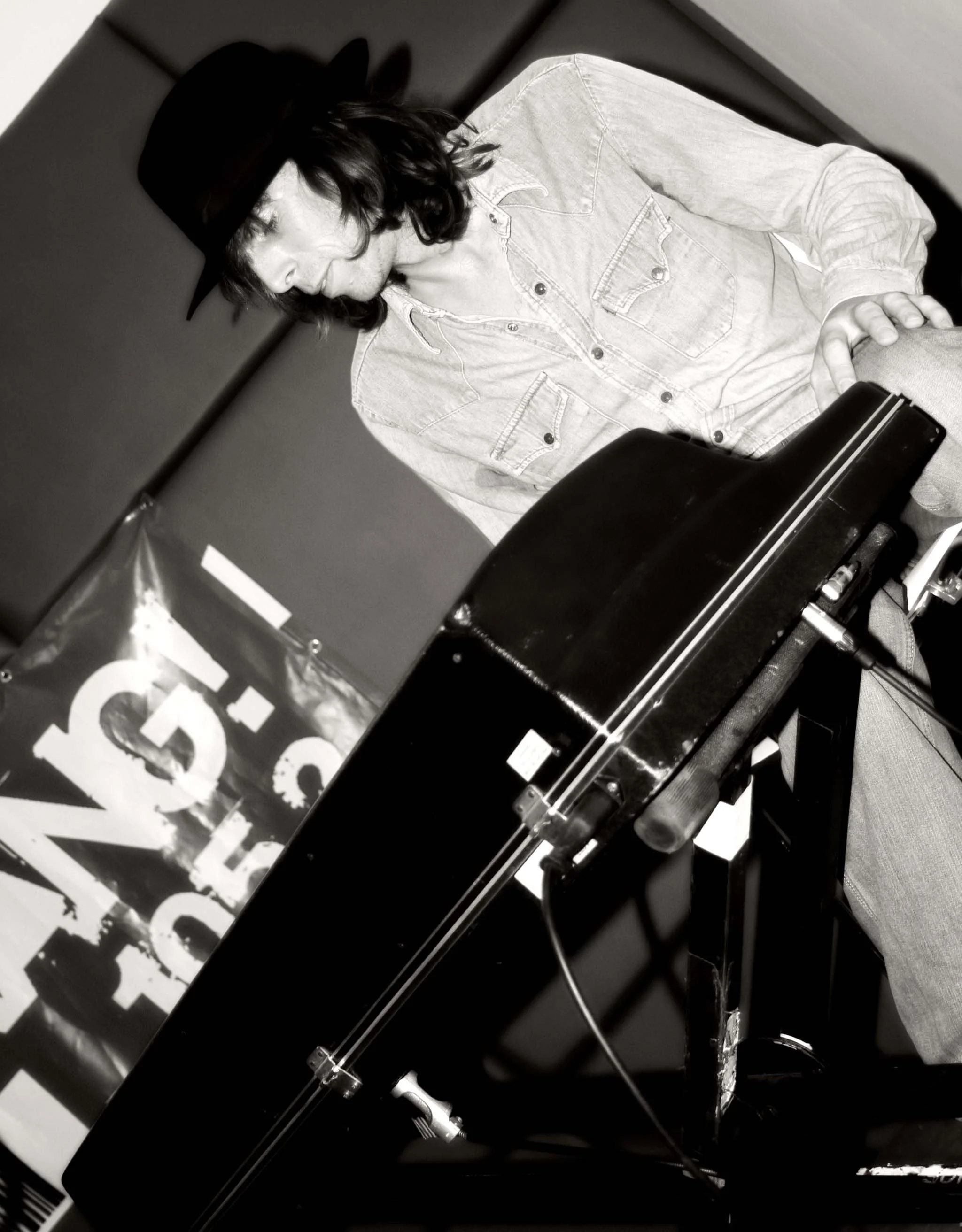 Super Grass 006_RJb.jpg