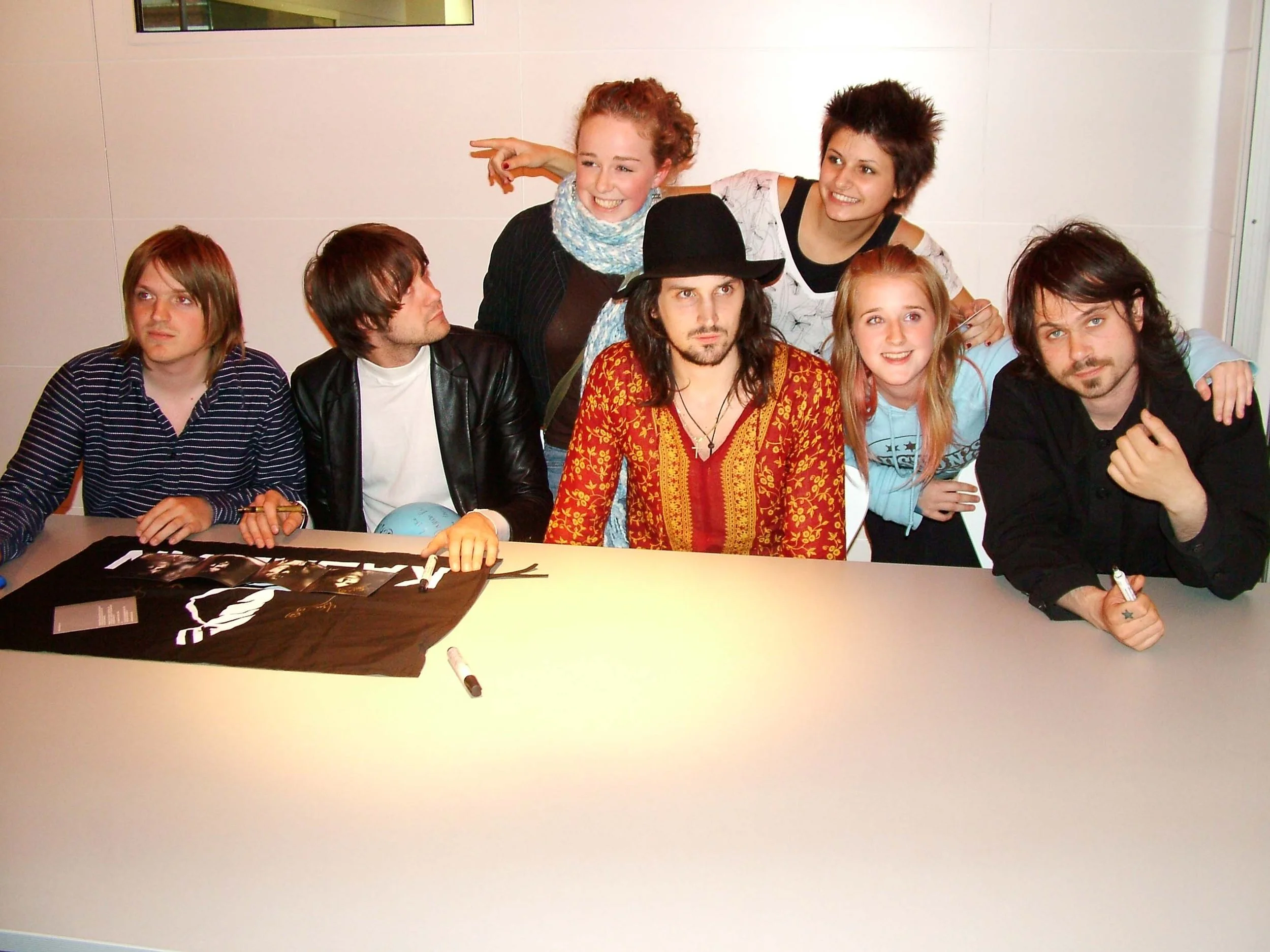 Kasabian - Kerrang 171.jpg