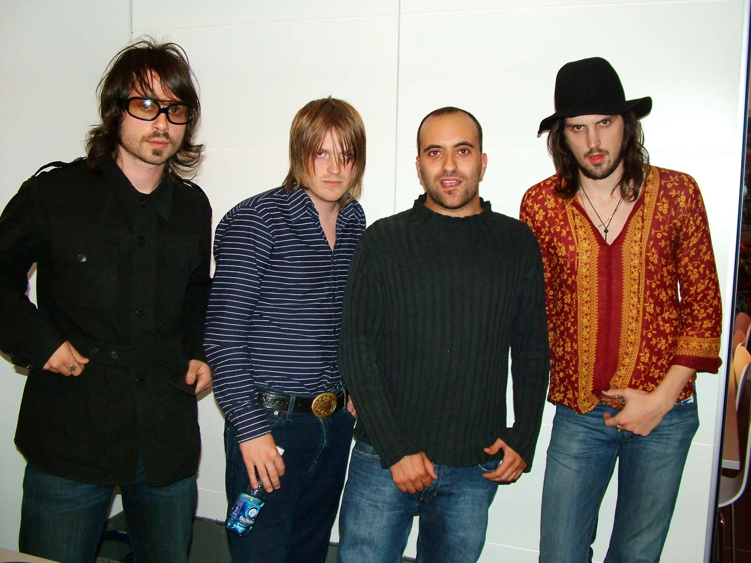 Kasabian - Kerrang 119.jpg