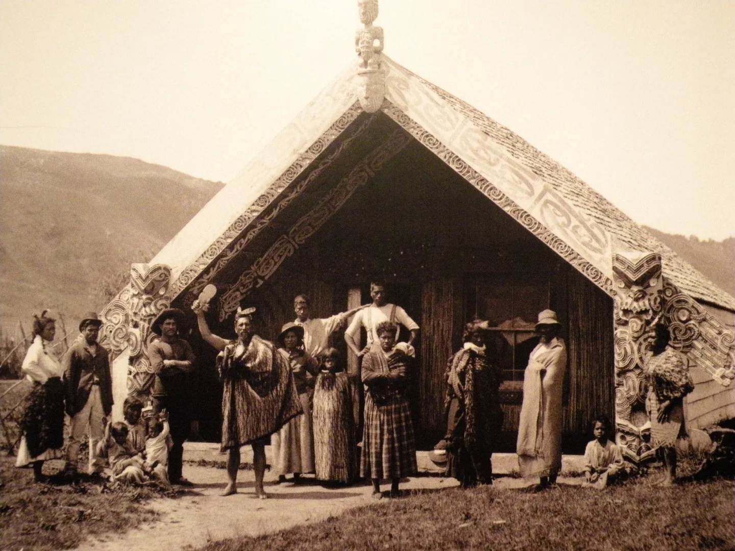 TAKE (Hinemihi Marae, Archival Photograph)